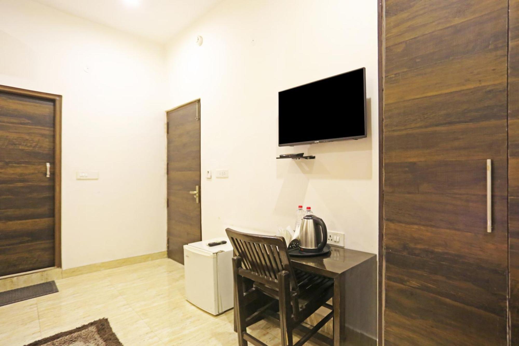 Hotel The Kiara Near Delhi Airport Nueva Delhi Exterior foto